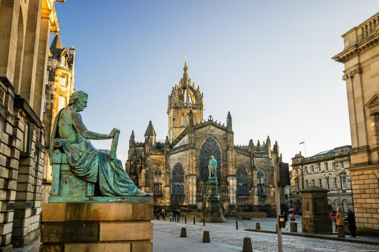Bright & Tranquil Apartment Near City Centre With Free Parking! Edimburgo Esterno foto