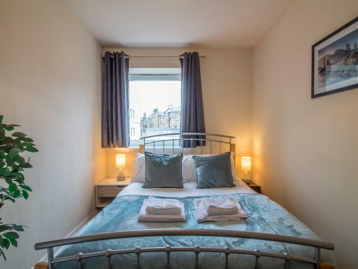 Bright & Tranquil Apartment Near City Centre With Free Parking! Edimburgo Esterno foto