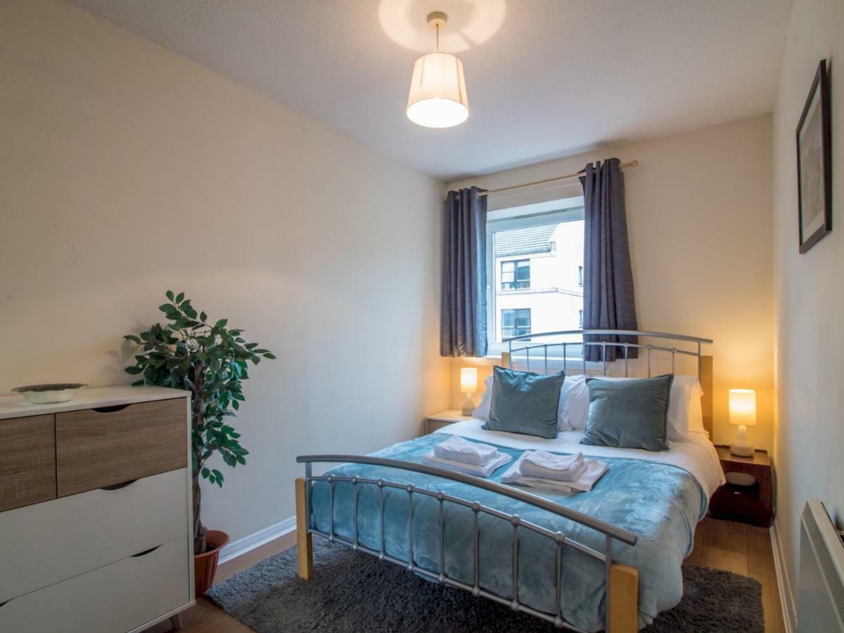 Bright & Tranquil Apartment Near City Centre With Free Parking! Edimburgo Esterno foto