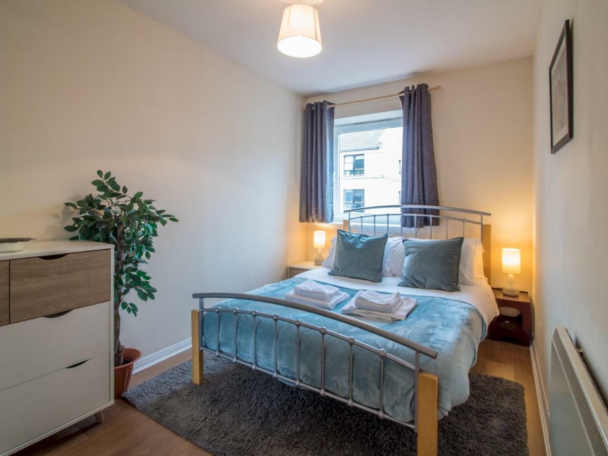 Bright & Tranquil Apartment Near City Centre With Free Parking! Edimburgo Esterno foto