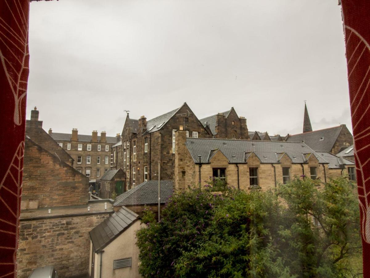 Bright & Tranquil Apartment Near City Centre With Free Parking! Edimburgo Esterno foto
