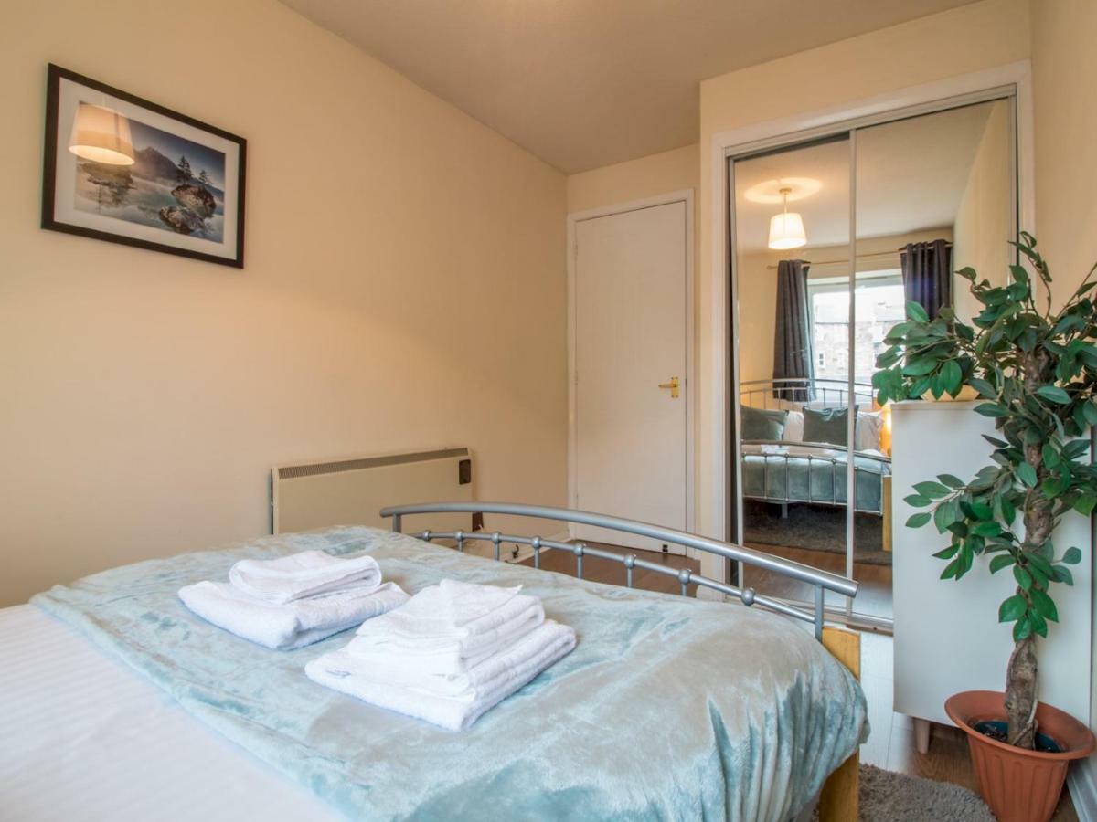 Bright & Tranquil Apartment Near City Centre With Free Parking! Edimburgo Esterno foto
